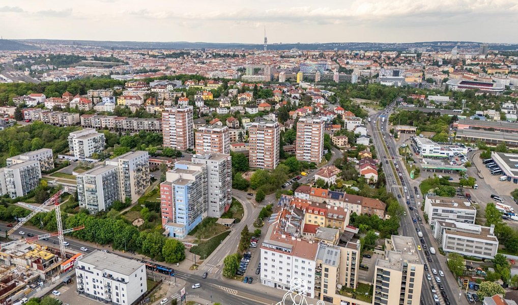 Prodej bytu 3+1 99 m², Praha – náhled fotky 25