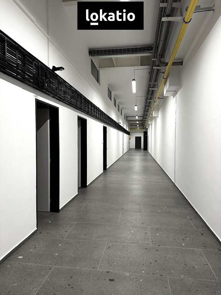 Pronájem skladovacích prostor 618 m²
