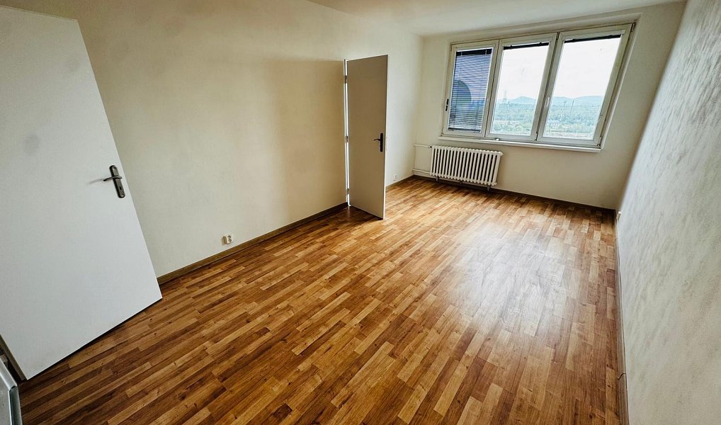 Pronájem bytu 3+1 63 m², Litvínov – náhled fotky 2