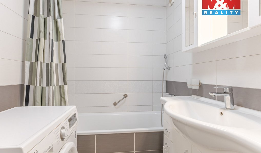 Prodej bytu 4+1 90 m², Slaný – náhled fotky 3