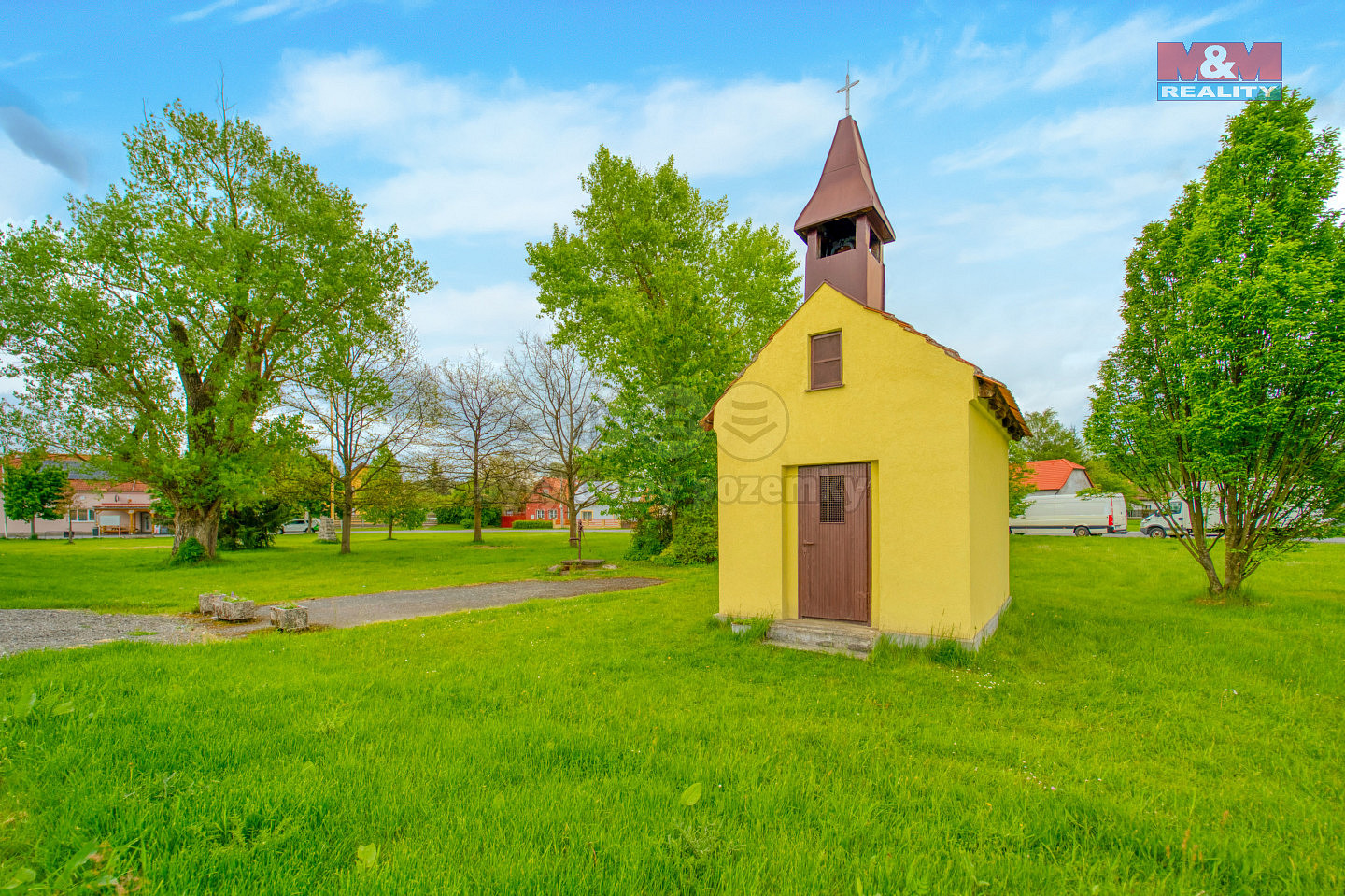 Prodej stavebního pozemku 1 025 m² – fotografie 4