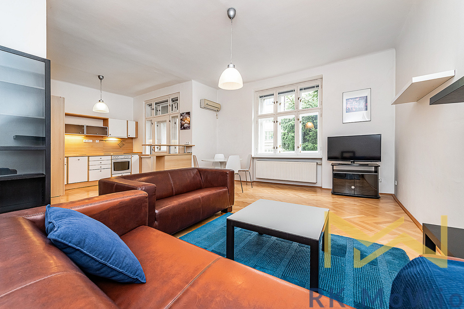Pronájem bytu 2+kk 74 m² — photo 3