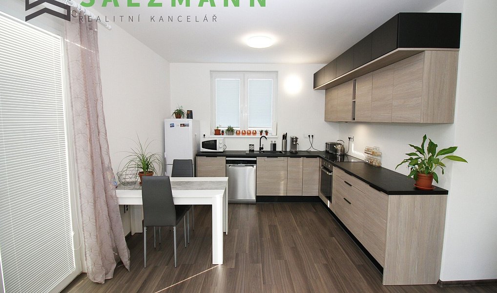 Pronájem bytu 4+kk 82 m², Vochov – náhled fotky 3