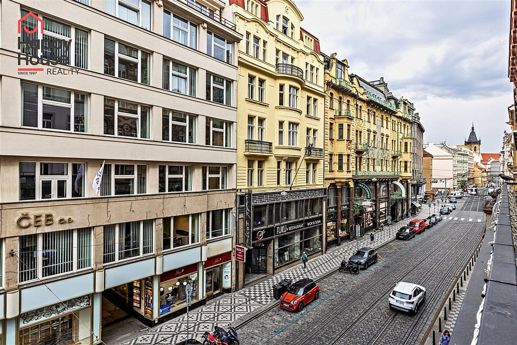 Pronájem kanceláře 400 m² — photo 5
