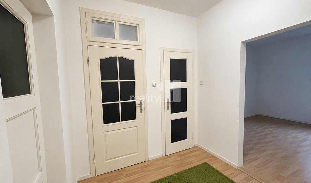Prodej nájemního domu, činžáku 600 m², Ostrava – náhled fotky 7