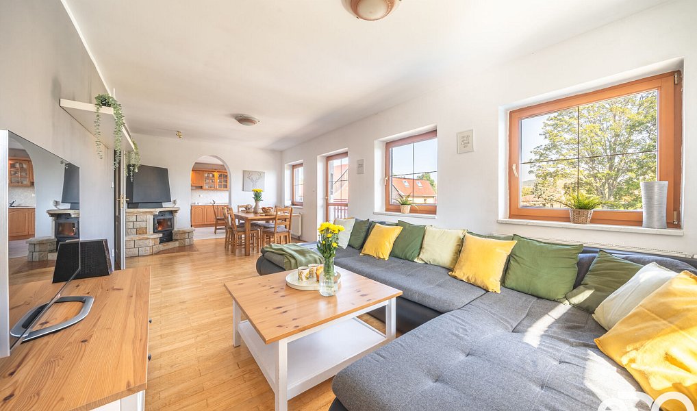 Prodej domu 350 m² s pozemkem 1 357 m², Smržovka – náhled fotky 3