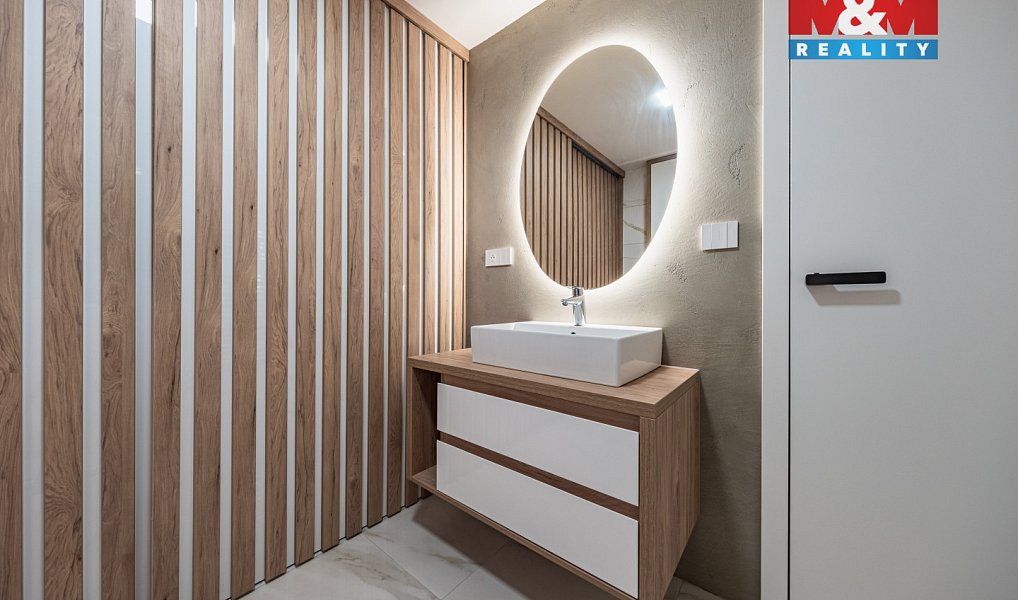Prodej domu 201 m² s pozemkem 940 m², Velké Popovice – náhled fotky 12