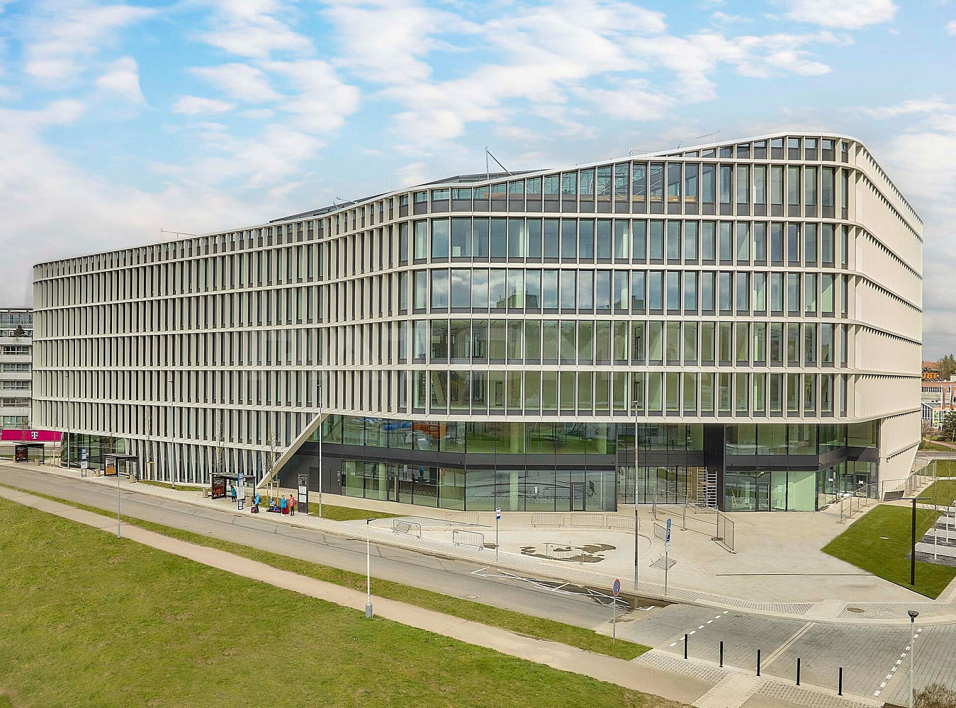 Pronájem kanceláře 1 659 m²