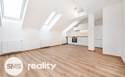 Pronájem bytu 2+kk 66 m²