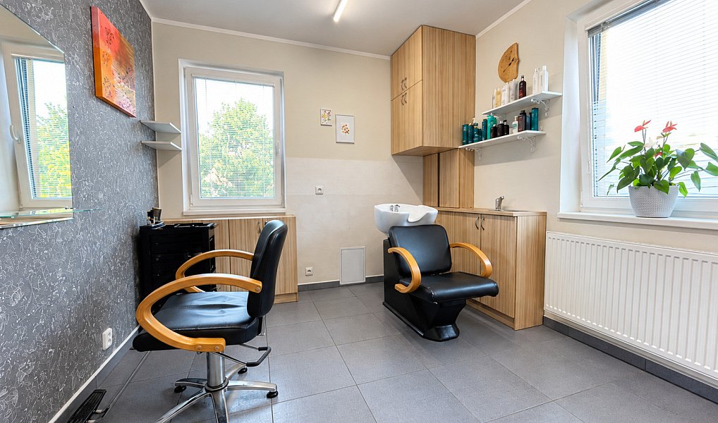Prodej domu 143 m² s pozemkem 898 m², Svinčany – náhled fotky 8