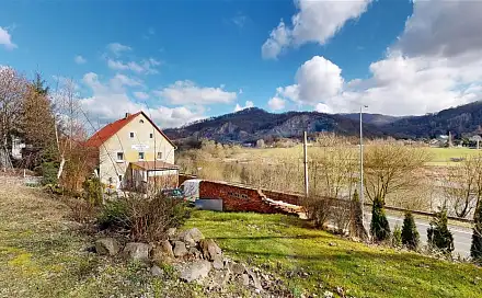 Prodej domu 313 m² s pozemkem 2 261 m², Dobkovice, okres Děčín