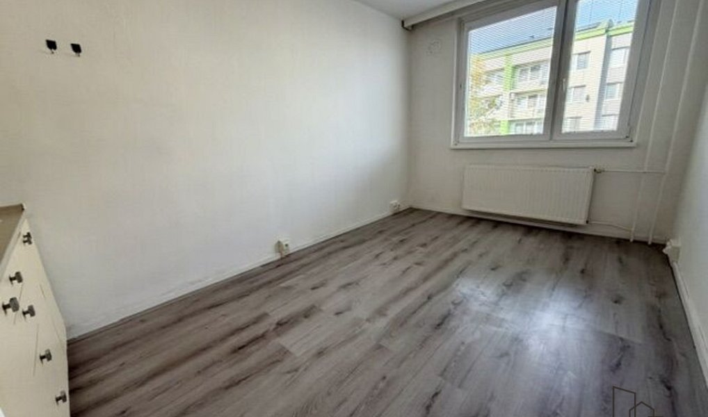 Pronájem bytu 1+kk 17 m², Hodonín – náhled fotky 4