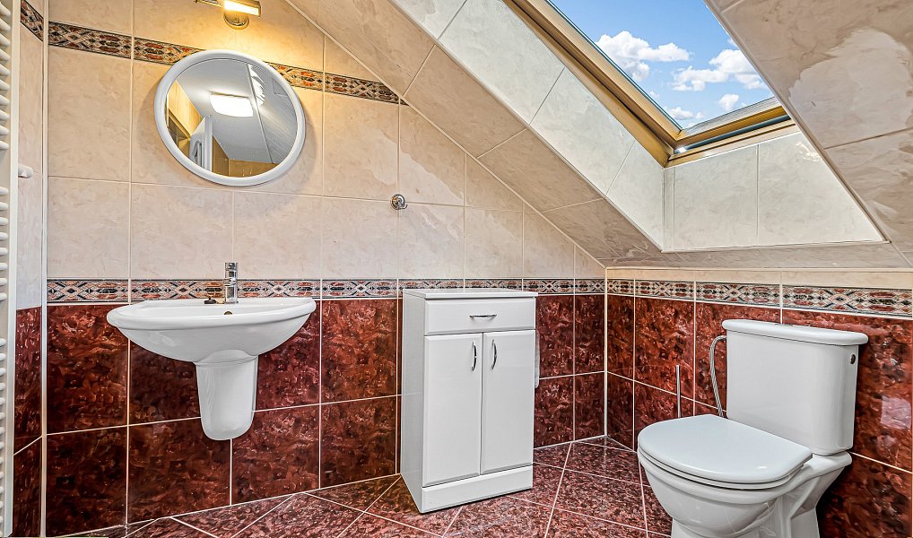 Prodej domu 850 m² s pozemkem 1 600 m², Nový Bor – náhled fotky 31