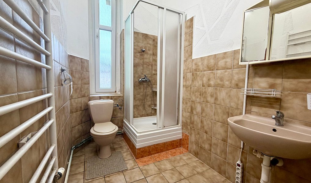Pronájem bytu 2+1 68 m², Cheb – náhled fotky 7