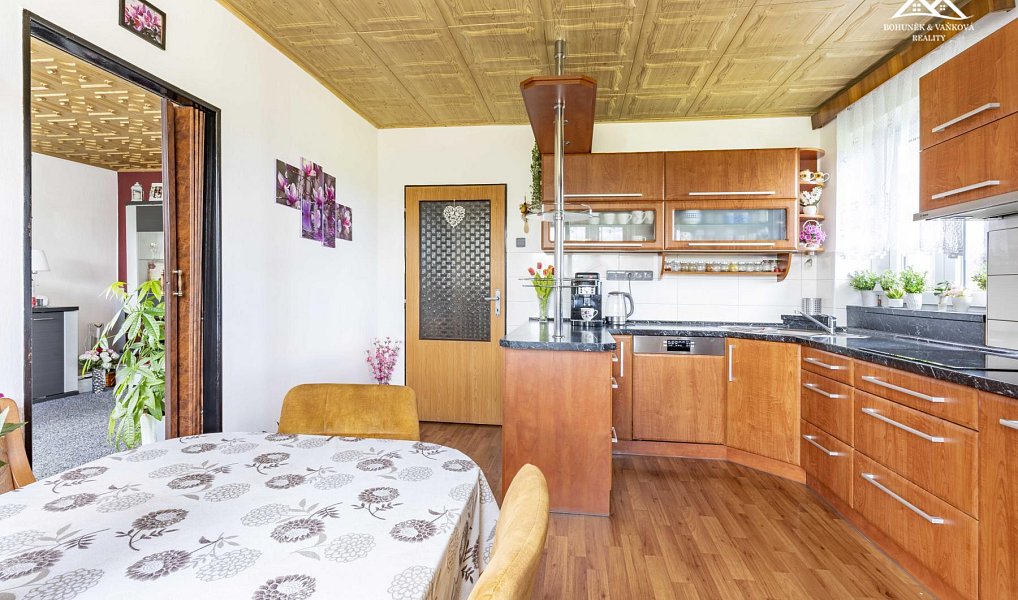 Prodej domu 269 m² s pozemkem 3 549 m², Dolní Sokolovec – náhled fotky 5
