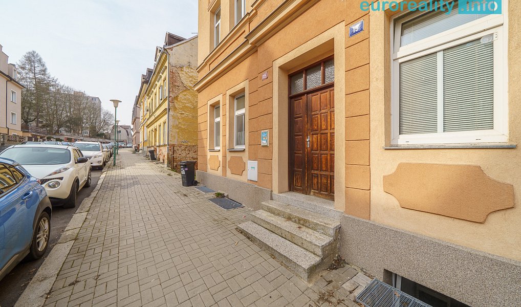 Prodej bytu 3+1 82 m², Karlovy Vary – náhled fotky 15