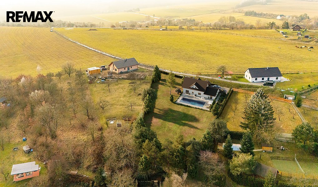 Prodej stavebního pozemku 2 413 m², Horní Police – náhled fotky 18