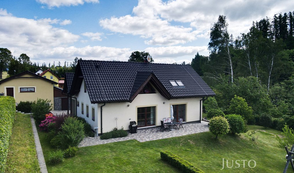 Prodej domu 256 m² s pozemkem 1 947 m², Dlouhá Stráň – náhled fotky 2