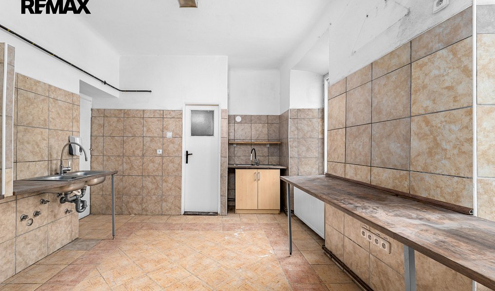 Prodej restaurace 70 m², Volyně – náhled fotky 8