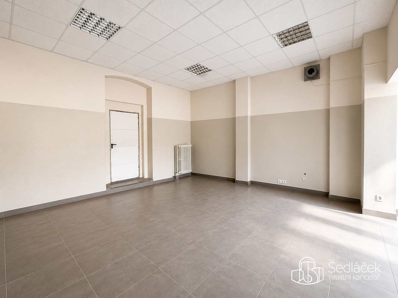 Pronájem komerčního objektu (jiného typu) 85 m² – fotografie 5