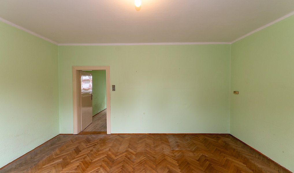 Prodej domu 248 m² s pozemkem 548 m², Strakonice – náhled fotky 11