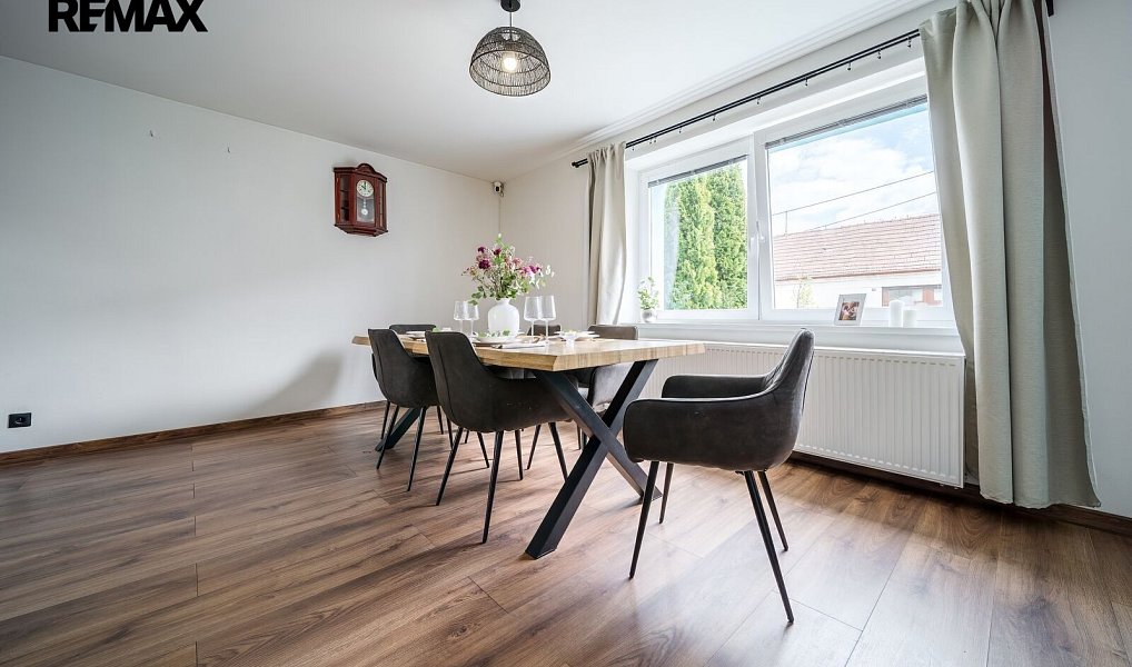 Prodej domu 290 m² s pozemkem 671 m², Ratíškovice – náhled fotky 22