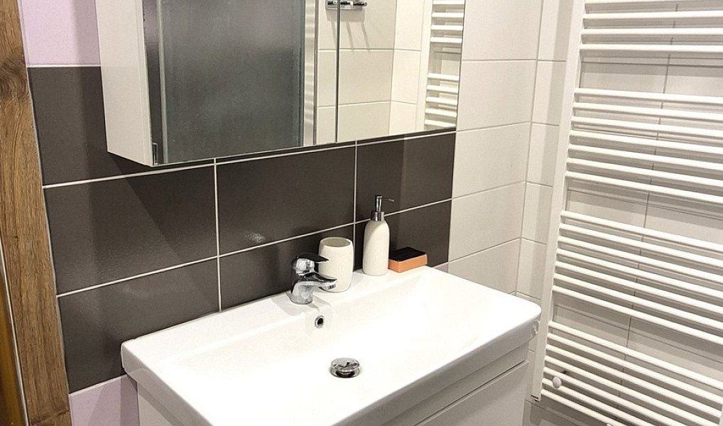 Prodej domu 155 m² s pozemkem 431 m², Sadská – náhled fotky 21