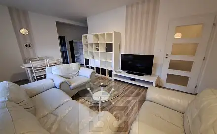 Pronájem bytu 2+kk 65 m², Střelecká, Hradec Králové