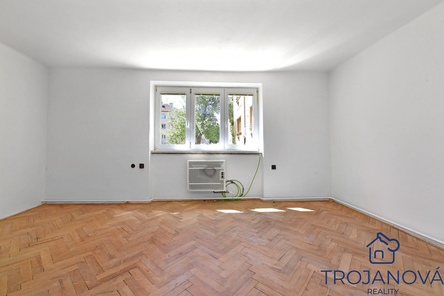 Prodej bytu 2+1 60 m² — photo 3
