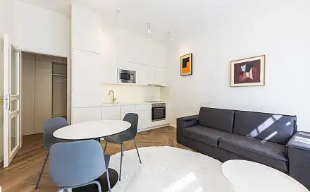 Pronájem bytu 2+kk 43 m²