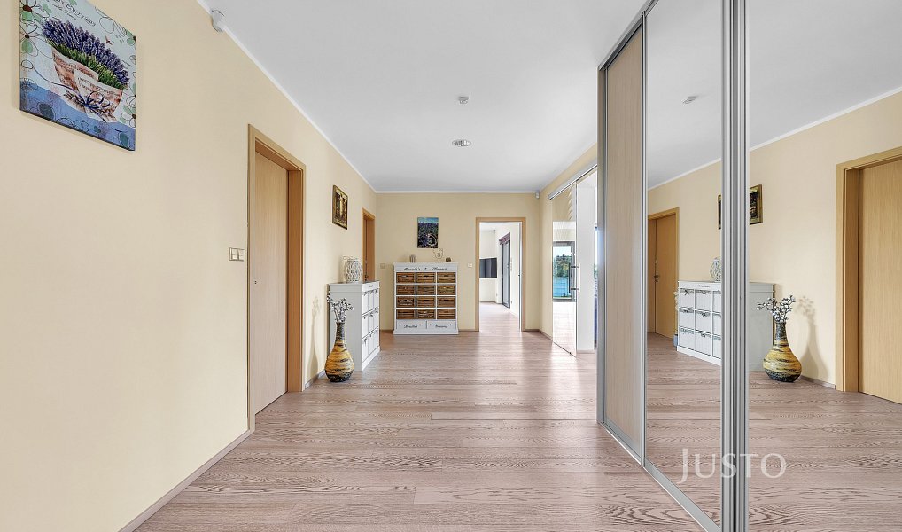 Prodej domu 188 m² s pozemkem 3 413 m², Stará Huť – náhled fotky 23