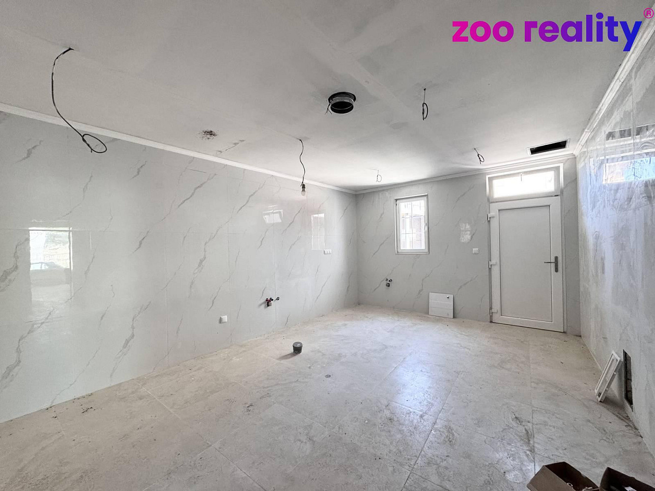 Pronájem obchodních prostor 300 m² — photo 4