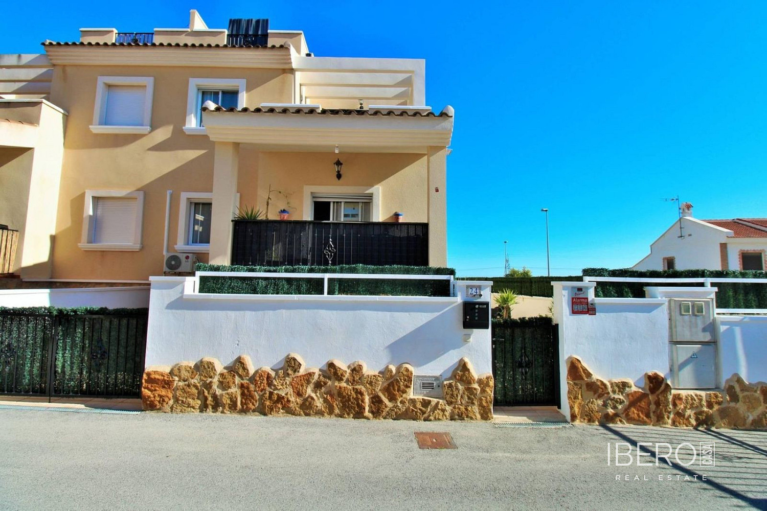 Prodej domu 167 m² s pozemkem 156 m², San Miguel de Salinas