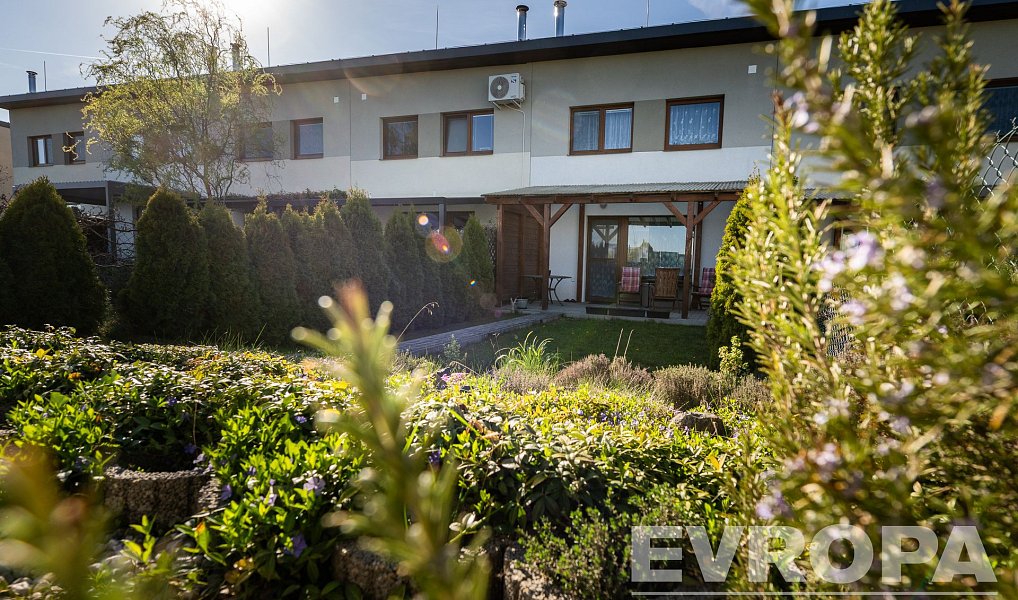 Prodej domu 130 m² s pozemkem 220 m², Buštěhrad – náhled fotky 16