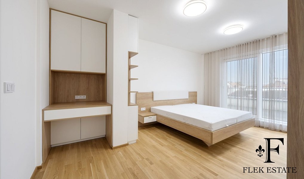Pronájem bytu 3+kk 225 m², Praha – náhled fotky 21