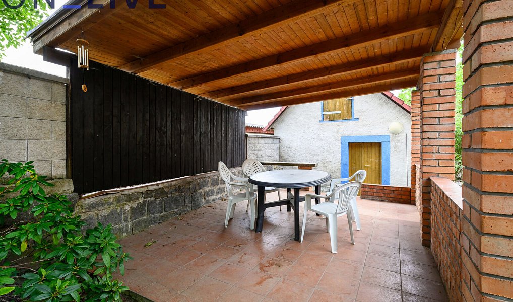 Prodej domu 234 m² s pozemkem 1 080 m², Tužice – náhled fotky 11