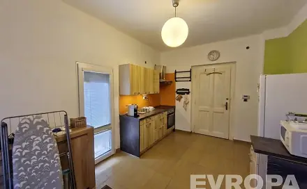 Pronájem bytu 1+kk 30 m², Karlštejn, okres Beroun