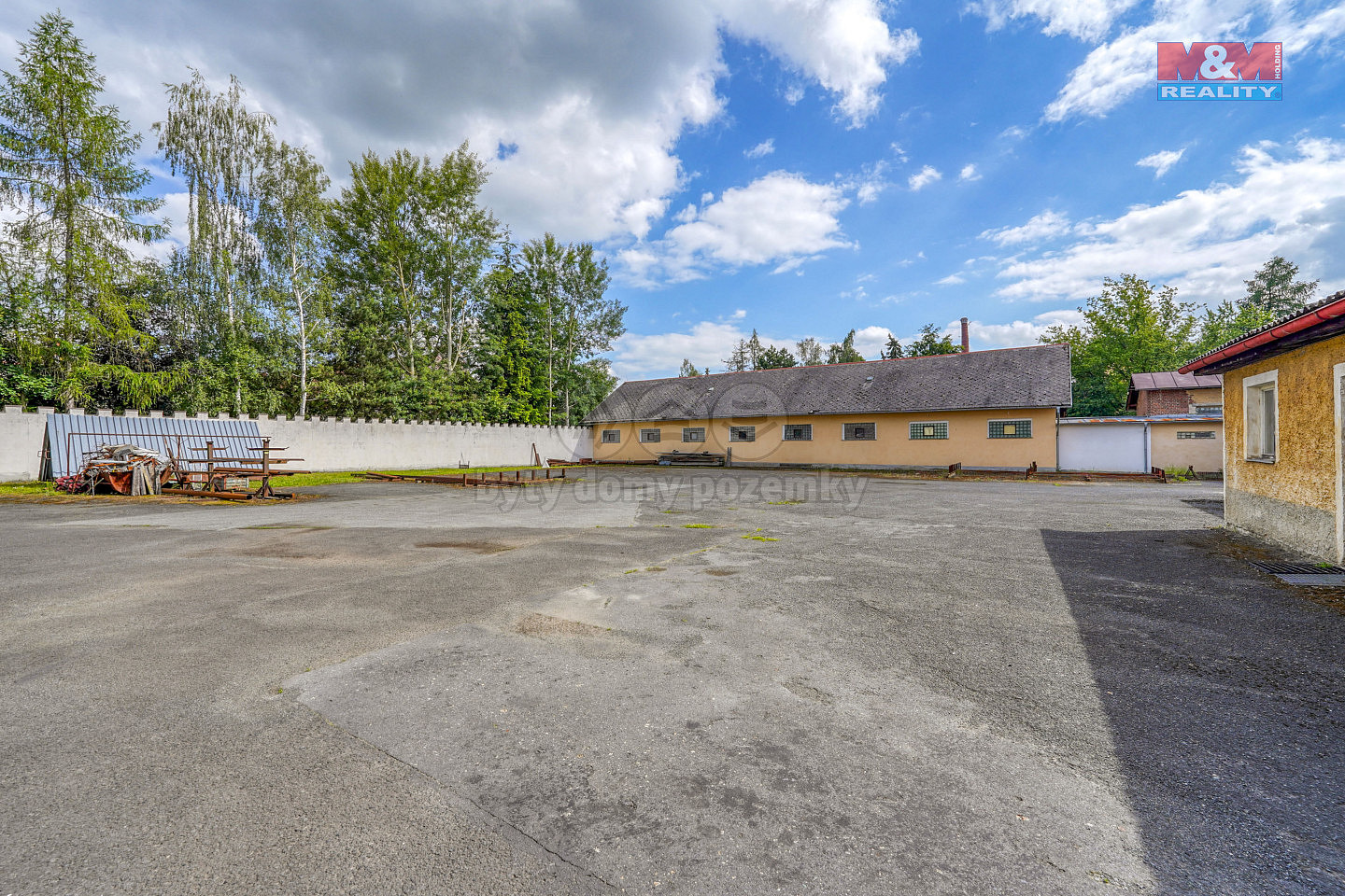 Prodej výrobních prostor 1 564 m² — photo 2