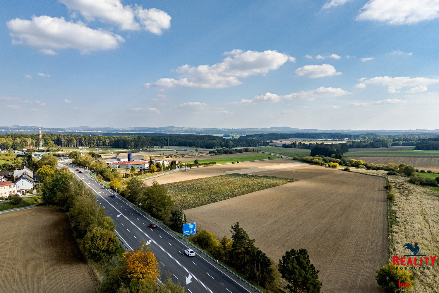 Prodej komerčních pozemků 37 001 m², Tábor - Měšice - More