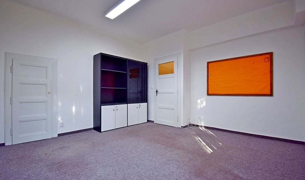 Pronájem kanceláře 60 m², Praha – náhled fotky 3