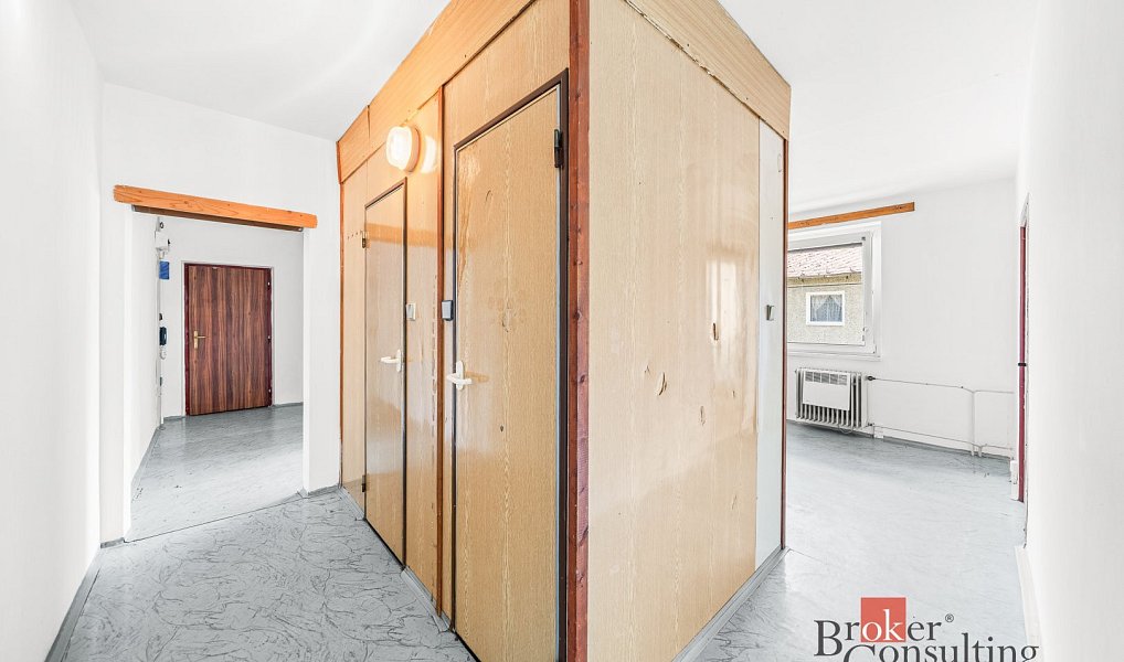 Prodej bytu 3+1 80 m², Kolinec – náhled fotky 16