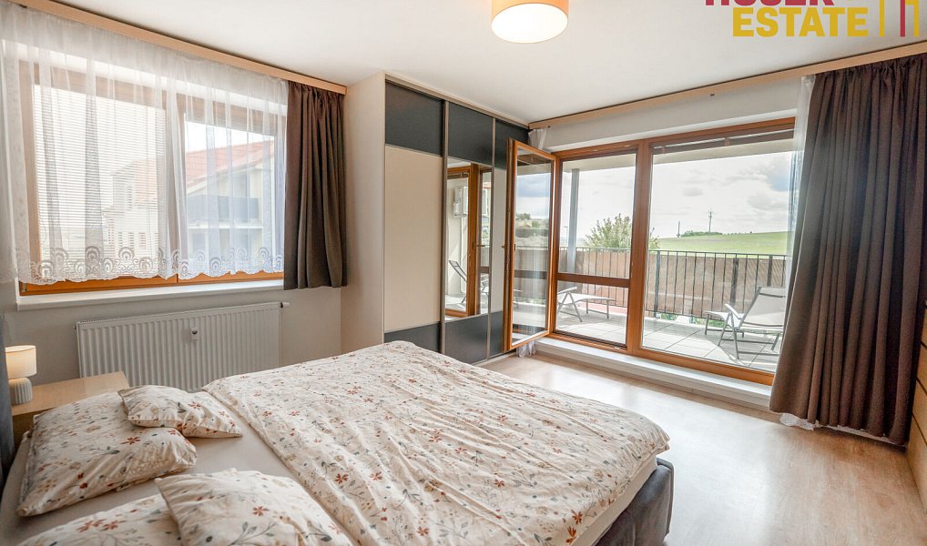 Prodej bytu 3+kk 80 m², Holubice – náhled fotky 9