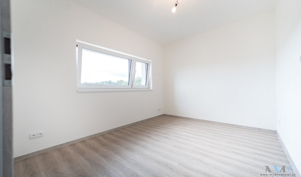 Prodej domu 110 m² s pozemkem 304 m², Březnice – náhled fotky 15
