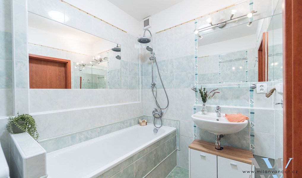 Prodej bytu 3+kk 70 m², Příbram – náhled fotky 10