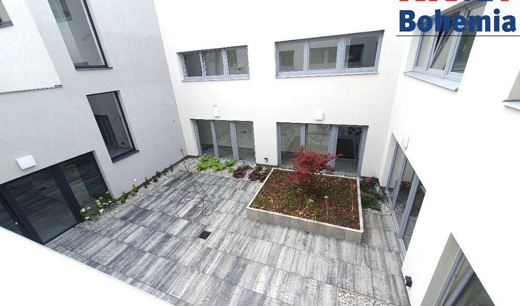 Pronájem bytu 1+kk 23 m², Mladá Boleslav – náhled fotky 15