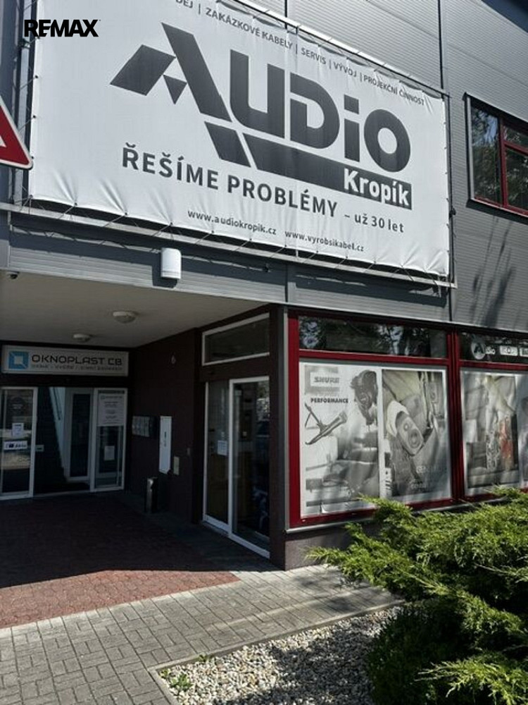 Pronájem obchodních prostor 160 m² – fotografie 2
