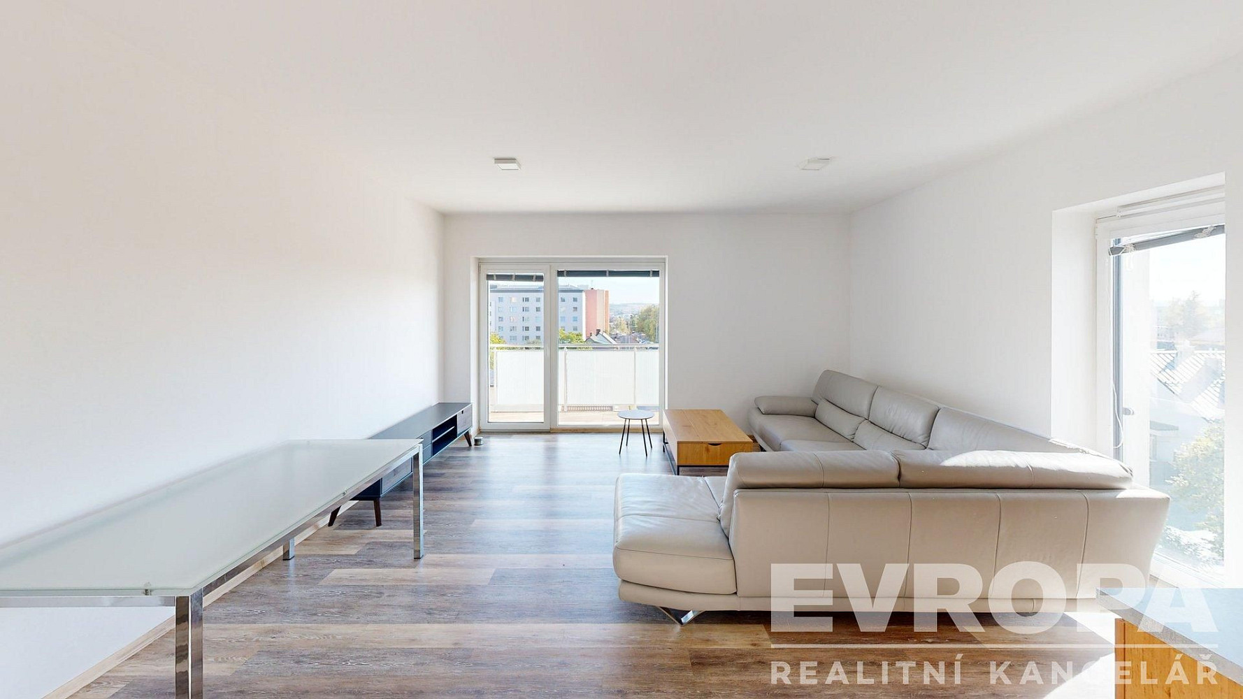 Pronájem bytu 3+kk 81 m² – fotografie 5