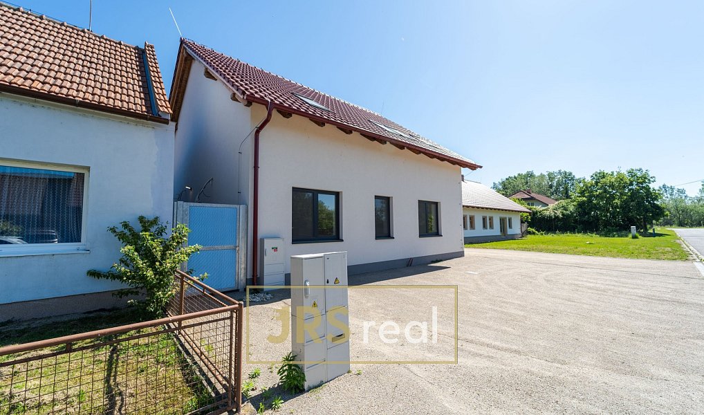 Prodej ubytovacího objektu 176 m², Novosedly – náhled fotky 22