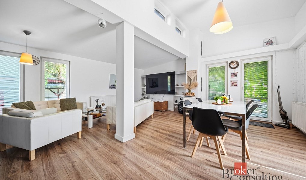 Prodej domu 107 m² s pozemkem 828 m², Výrava – náhled fotky 9