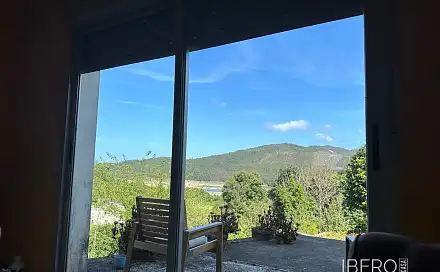 Prodej domu 3 127 m² s pozemkem 3 127 m², Mañon, Španělsko